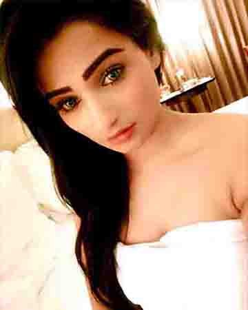 Mature Escort In Marriott Hotel Raipur